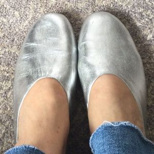 Balagan silver ballet flat mules in 39